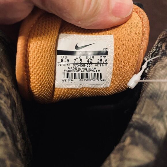 Nike SB Dunk Skateboarding Gum Rubber Soles Vintage OG 2010 Chocolate Suede 8.5 - Picture 6 of 9